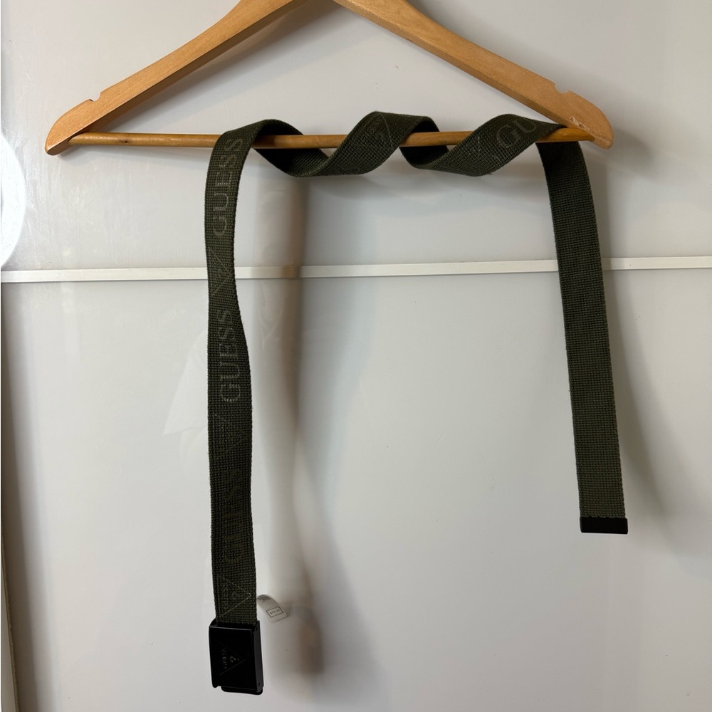 GUESS Dark Green Women’s Belt